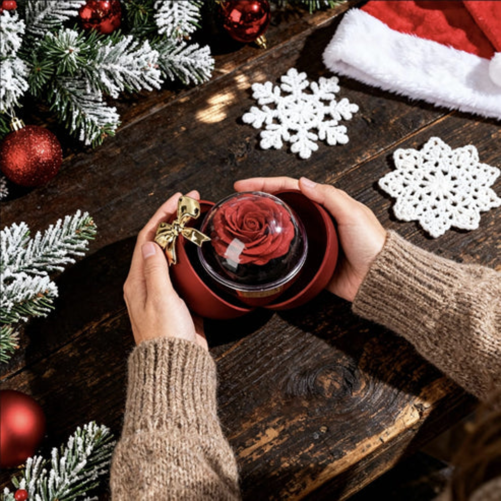 Spherical Rose Box – With Engraved Double Heart Necklace